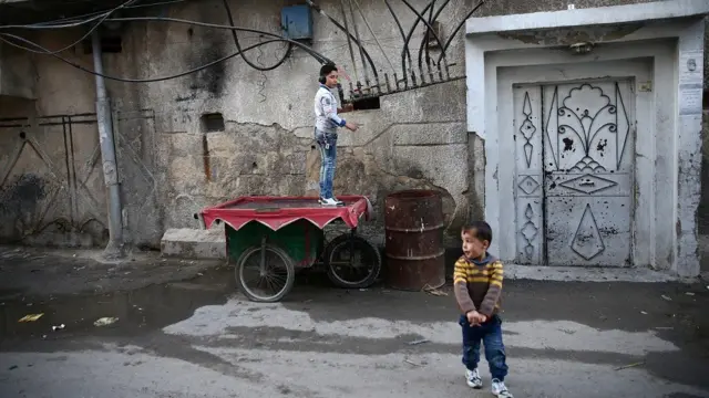 सीरिया के संघर्ष से प्रभावित बच्चे