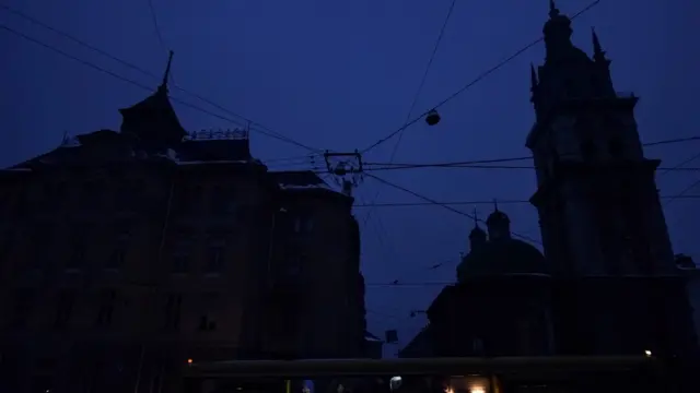 Львов без света