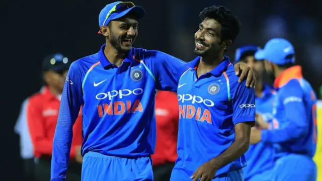 પ્રતીકાત્મક તસવીર