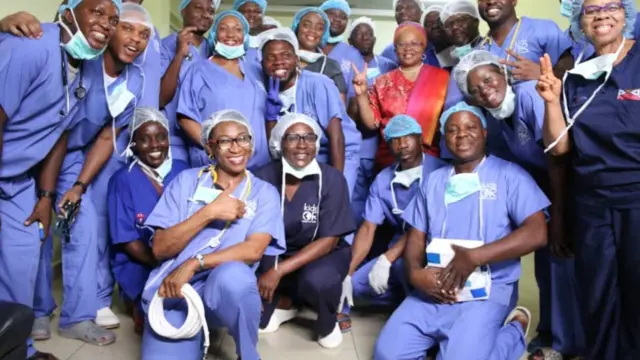 National hospital say dem work as team