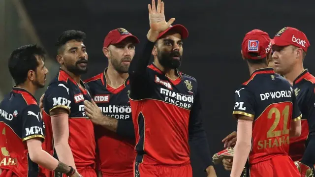 विराट कोहली और टीम