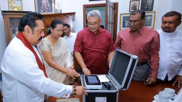 விசேட இயந்திரம் சுகாதார அமைச்சுக்கு கையளிப்பு