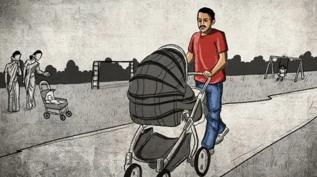 "সংসারের কাজের সঙ্গেই এখন জুড়েছে মেয়ের দেখাশোনার দায়িত্বও। তাকে স্নান করাতে, খাওয়াতে হয়, ঘুম পাড়াতে হয়, ঘুরতে নিয়ে যেতে হয়"