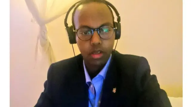 Prof Maxamed Xaaji Ingiriis