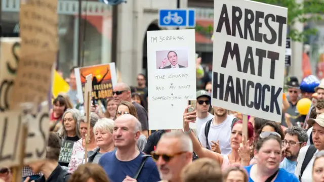 Una marcha en Londres contra el confinamiento y contra el ministro de Salud Matt Hancock, 26 de junio de 2021