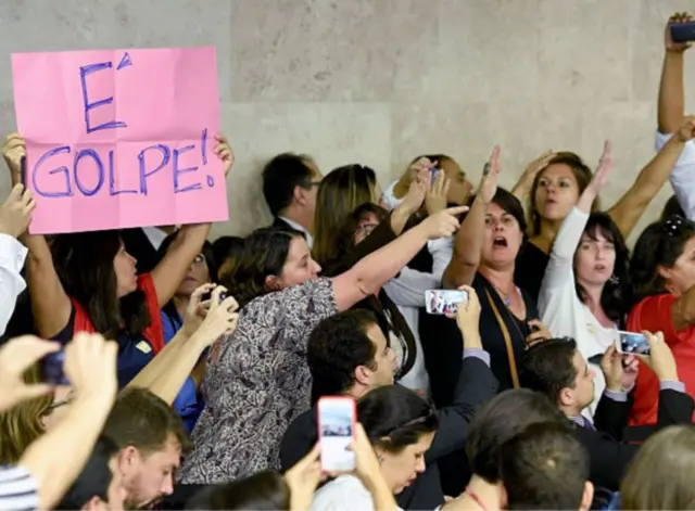 Protestas por destitución de Rousseff