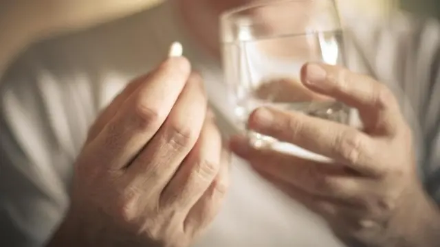 መድሓኒት ዝወስድ ሰብኣይ