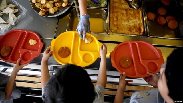 बच्चों को मिलने वाला खाना