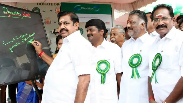 எடப்பாடி பழனிசாமி