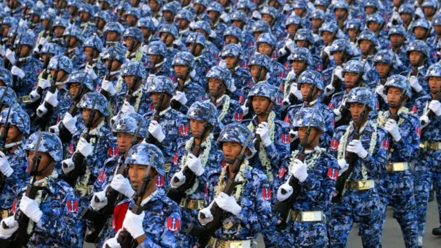 ရခိုင်၊ ကချင်နဲ့ ရှမ်းက လူ့အခွင့်အရေးချိုးဖောက်မှုတွေကြောင့်လိုဆို