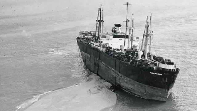 El buque de carga Helena Modjeska