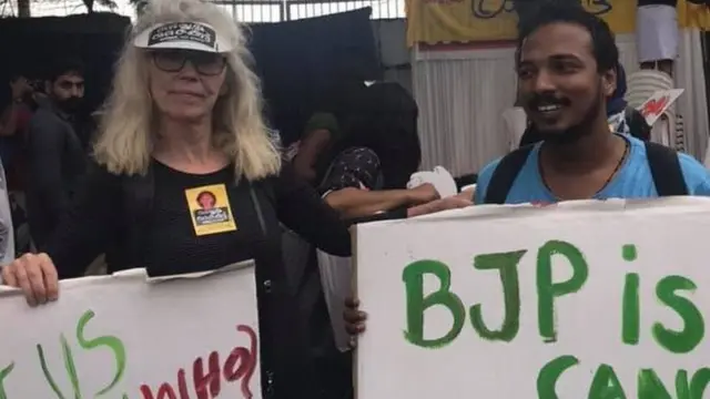 குடியுரிமை திருத்த சட்டத்திற்கு எதிரான போராட்டத்தில் கலந்து கொண்ட யானே மெட்டே ஜொஹன்சன்