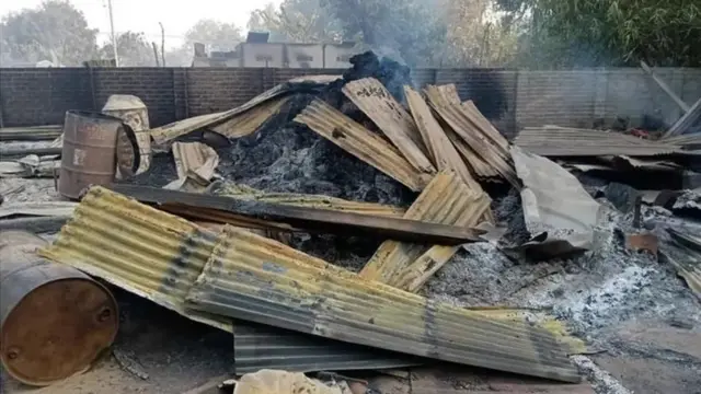 စစ်ကိုင်းတိုင်း ပုလဲမြို့နယ်ထဲက မီးရှို့ခံရတဲ့ ရွာတစ်ရွာ