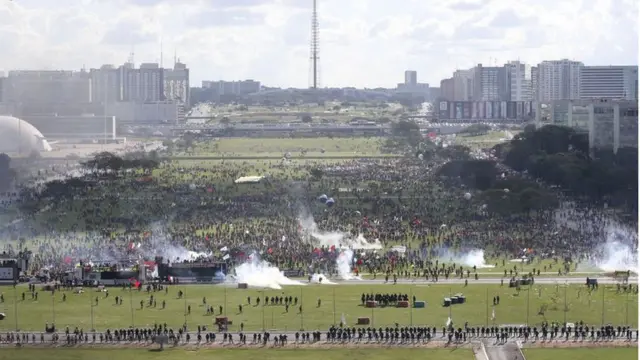 Protestoroleta da bet365Brasília 24/05/2017