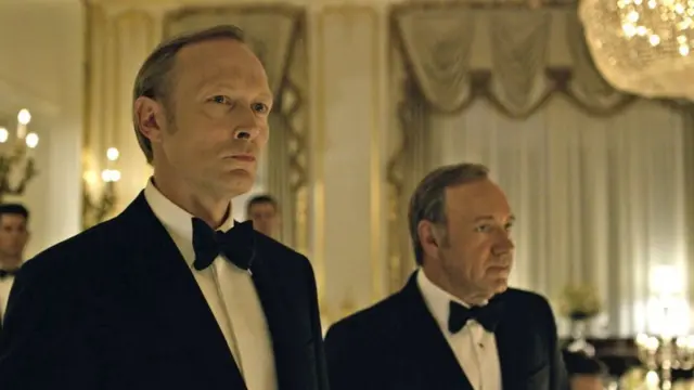 Виктор Петров и Фрэнк Андервуд в "Карточном домике"