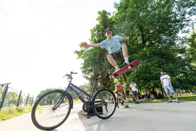 Skok preko bicikla? Nije problem!