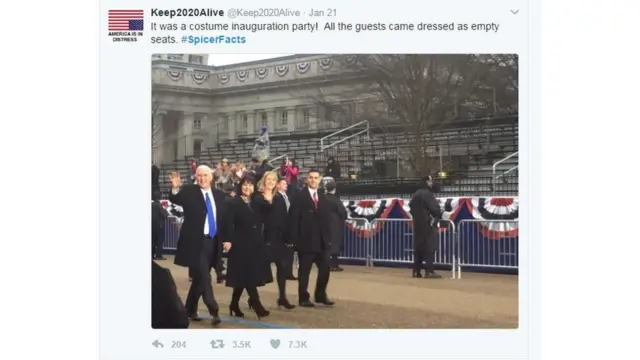 Вице-президент напротив пустых трибун