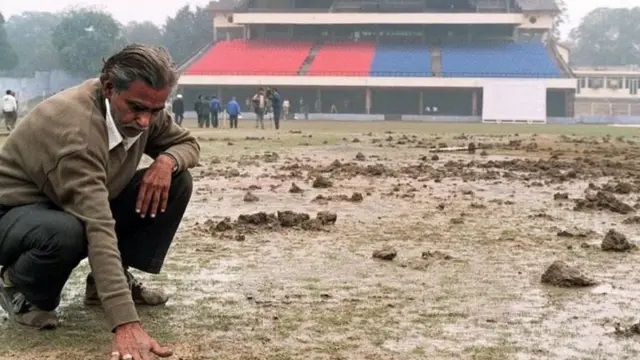 बाळासाहेब ठाकरे, जावेद मियांदाद, मातोश्री, मुंबई