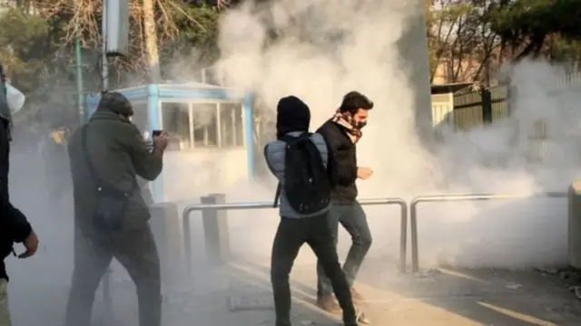 विरोध प्रदर्शन