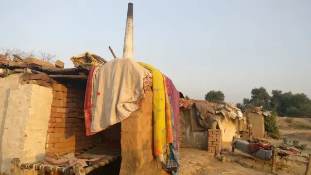 भट्टा मज़दूरों की झुग्गियां