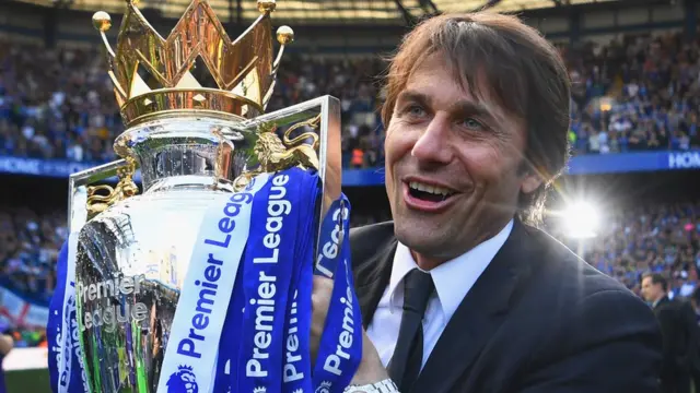 Antonio Conte gbe ife ẹyẹ liigi ilẹ Gẹẹsi dani