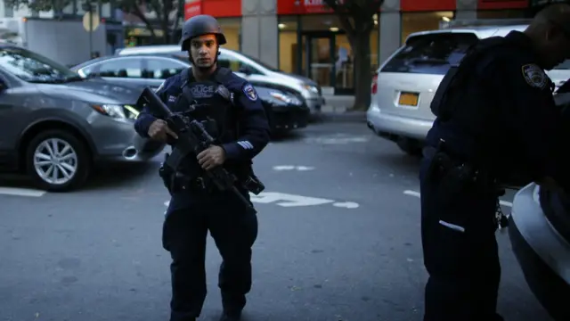 Un policía en Manhattan, después del atropello múltiple ocurrido el 31 de octubre de 2017.