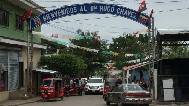 Entrada al barrio Hugo Chávez de Managua.