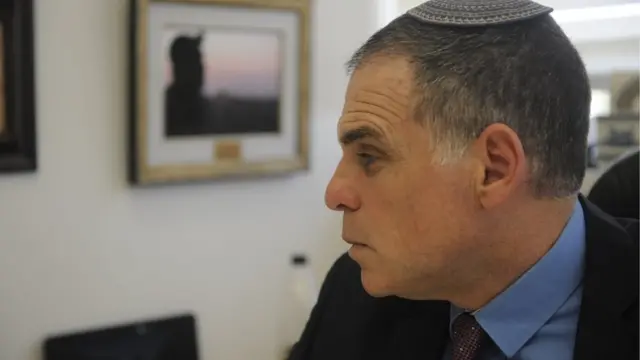 يقول العمدة عوديد ريفيفي إن خطة ترامب محاولة فريدة لحل النزاع