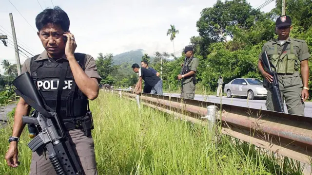 ทหารโทรศัพท์