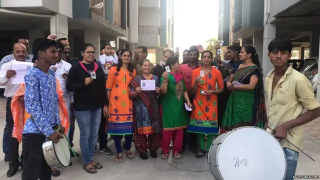 voting in gujarat