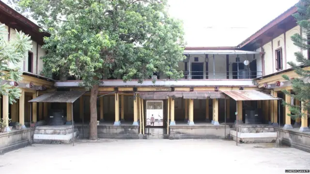 छत्रपती प्रतापसिंह हायस्कूल