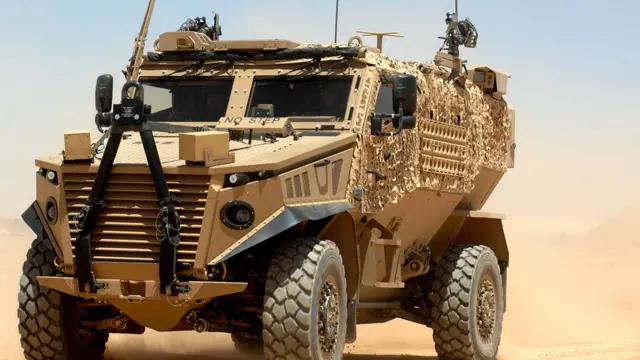 مدرعة فوكس هاوند مخصصة للجيش البريطاني