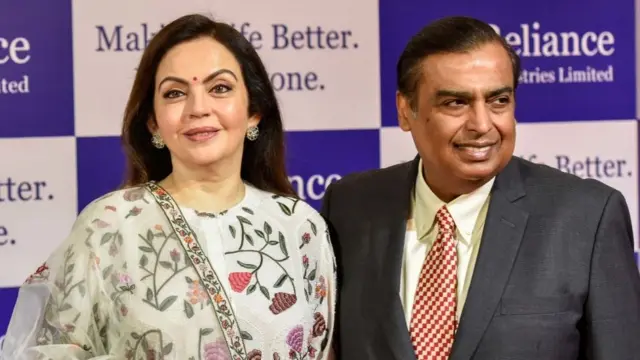 Mukesh Ambani e a esposa