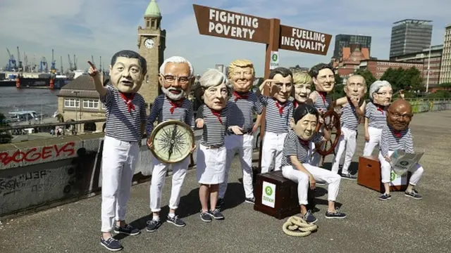 แต่งตัวล้อผู้นำ