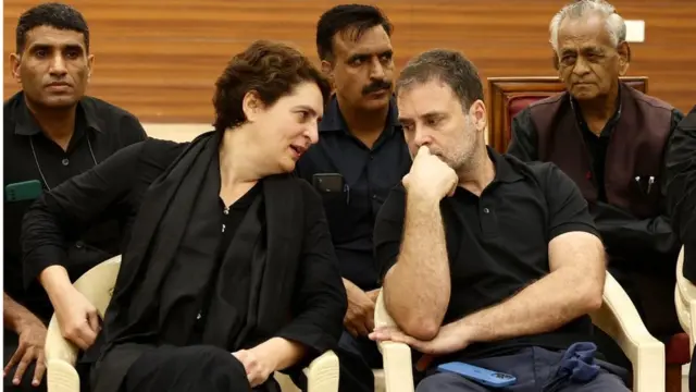 प्रियंका गांधी और राहुल गांधी