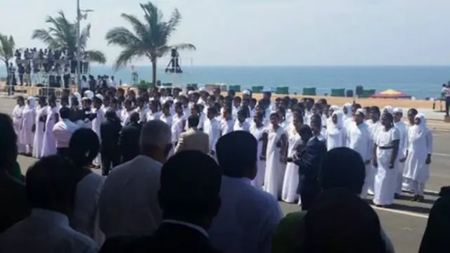 ශ්රී ලංකාවේ ජාතික ගීය දමිළ භාෂාවෙන්