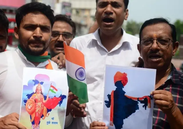 इलाहाबाद में जश्न