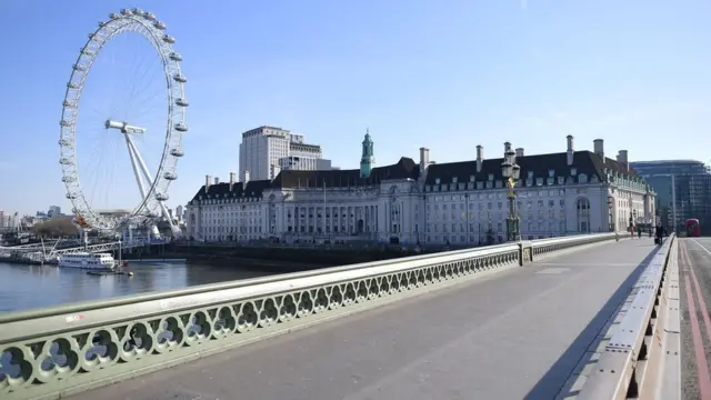 Лондон опустел