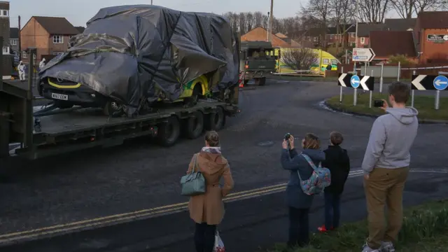 погрузка машины скорой помощи
