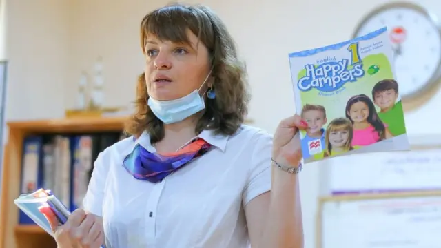 məktəb, təhsil, rus dili, Bakı, Azərbaycan, Gürcüstan, Ermənistan, ibtidai təhsil, orta məktəb, rus bölməsi, rus məktəbi, Təhsil Nazirliyi, şagird