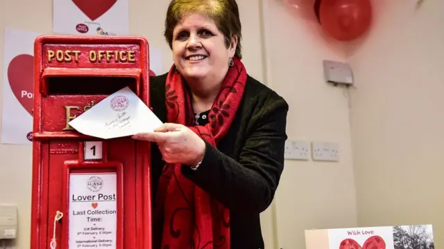 पोस्ट ऑफ़िस