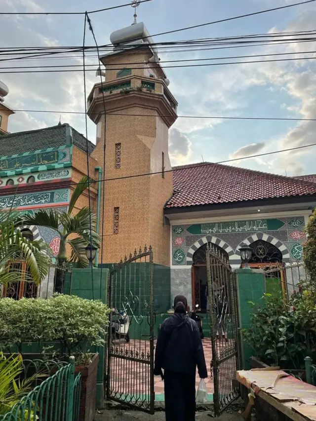 Masjid al-Makmur, Tanah Abang.