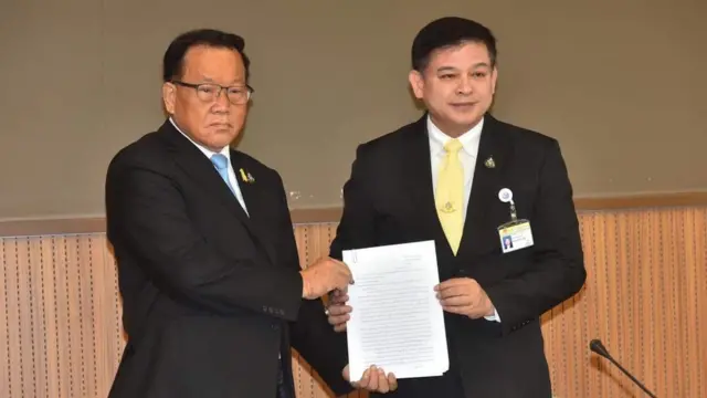 สิระ เจนจาคะ