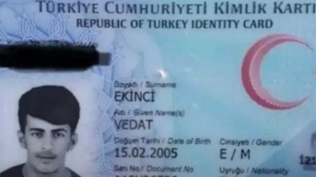 Vedat Ekinci'nin nüfus kağıdı