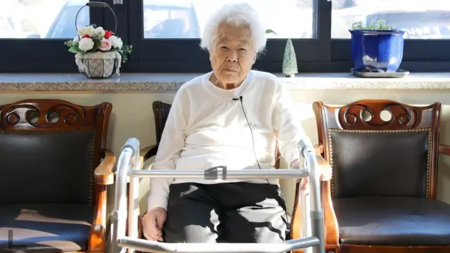 1942년 중국의 위안소에 끌려간 이옥선(92) 할머니는 58년만인 지난 2000년에 한국에 돌아왔다