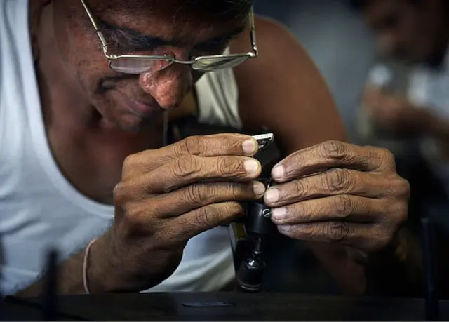 પ્રતીકાત્મક તસવીર