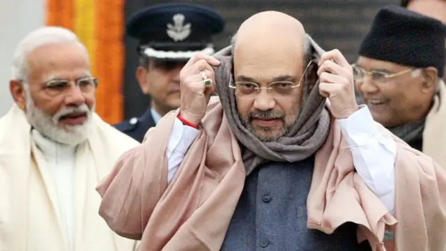 कोरोना शाह, मोदी