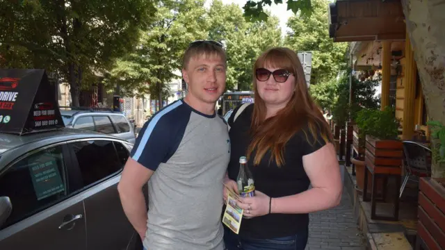 Вікторія та Микола Гольман планують залишитися в Грузії до 11 липня - попри рекомендації російської влади