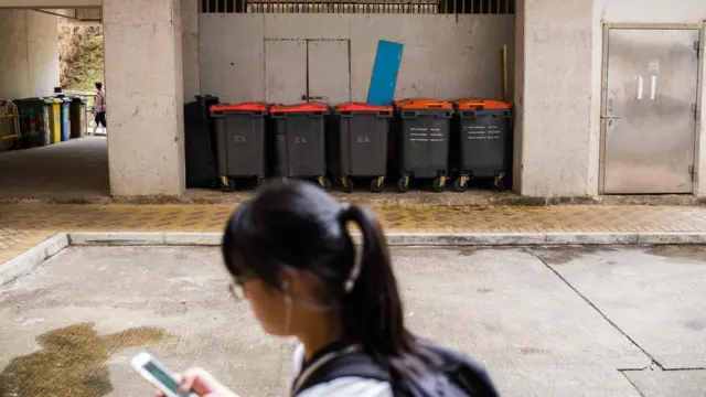 香港九龍彩雲邨一處垃圾房（28/9/2018）