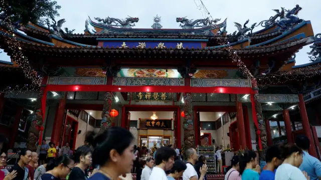 Devotees visit the Kong Meng San Phor Kark See Monastery ahead of Vesak Day in Singapore May 28, 2018